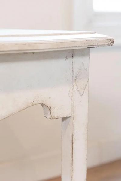 Swedish Freestanding Painted Writing Table Created for Queen Alexandrine