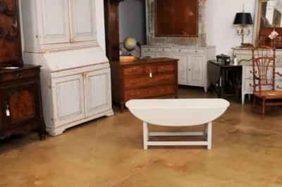 Swedish Grey Painted Oval Top Drop Leaf Coffee Table from the 20th Century