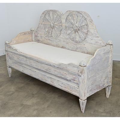 Swedish Gustavian 18th Century Painted Pine Settee with Storage