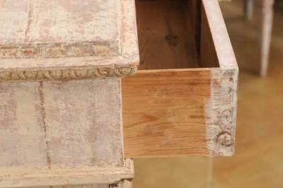 Swedish Gustavian Period 1780s Sideboard with Original Paint Carved Panels LiL