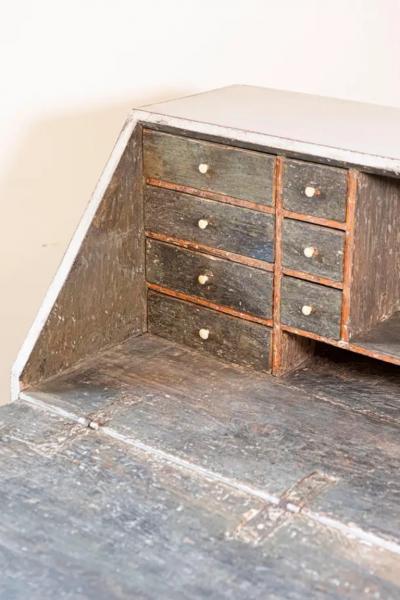 Swedish Gustavian Period 1790s Painted Slant Front Secretary with Three Drawers