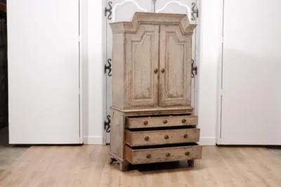 Swedish Gustavian Period 1802 Painted Wood Cupboard with Doors and Drawers