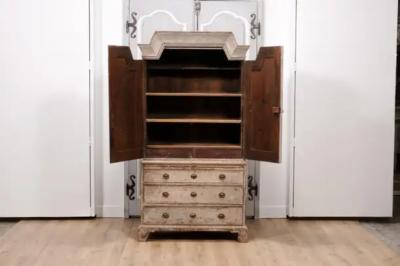 Swedish Gustavian Period 1802 Painted Wood Cupboard with Doors and Drawers