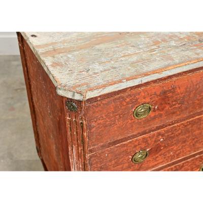 Swedish Gustavian Period 18th Century Painted Commode