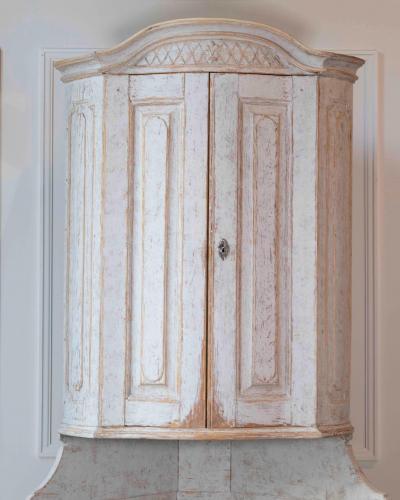Swedish Gustavian Period Two Part Corner Cabinet with Original Paint Late 18th