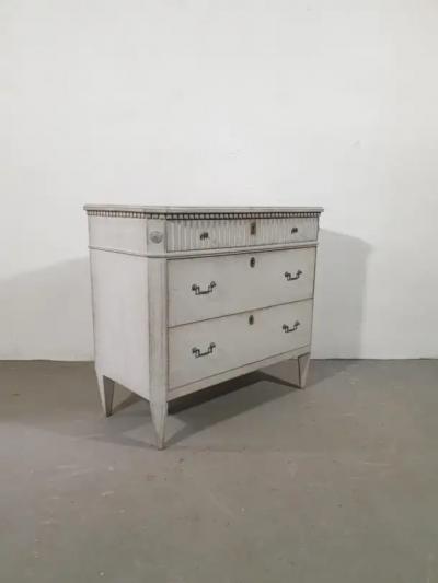 Swedish Gustavian Style 1860s Gray Painted Three Drawer Chest with Carved Drawer