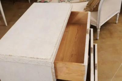 Swedish Gustavian Style 1880s Three Drawer Painted Chest with Carved D cor