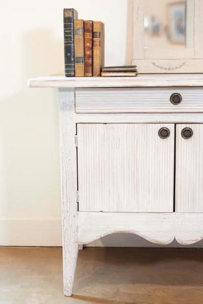 Swedish Gustavian Style 19th Century Painted Sideboard with Reeded Motifs
