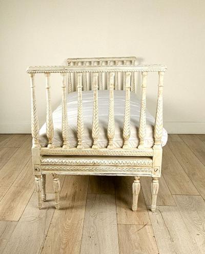 Swedish Gustavian Style Day Bed circa 1900