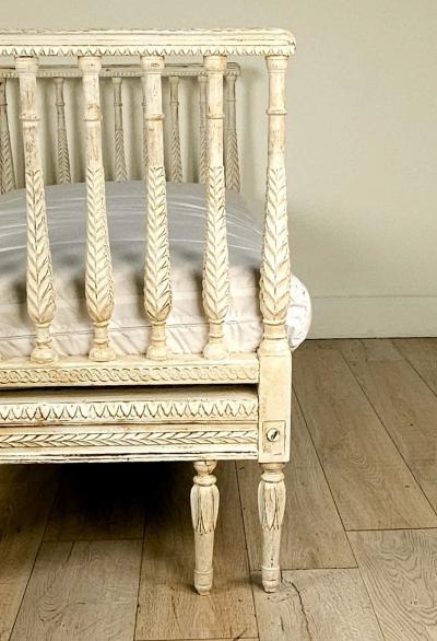 Swedish Gustavian Style Day Bed circa 1900