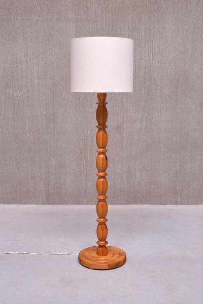 Swedish Modern Floor Lamp in Carved Solid Pine Wood 1960s