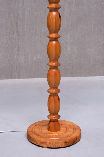 Swedish Modern Floor Lamp in Carved Solid Pine Wood 1960s