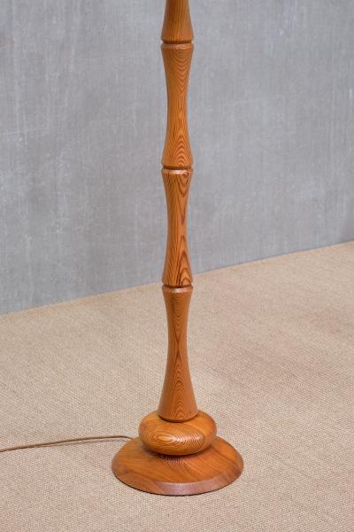 Swedish Modern Floor Lamp in Carved Solid Pine Wood 1960s