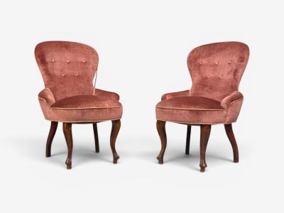 Swedish Modern Traditional Slipper Chairs Pink Velvet Wood Sweden 1950s