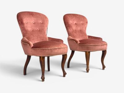 Swedish Modern Traditional Slipper Chairs Pink Velvet Wood Sweden 1950s
