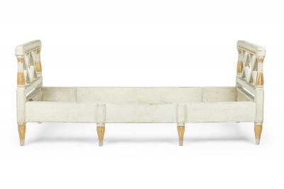 Swedish Neoclassic White and Gilt Painted DayBed