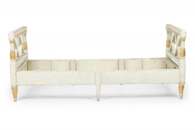 Swedish Neoclassic White and Gilt Painted DayBed