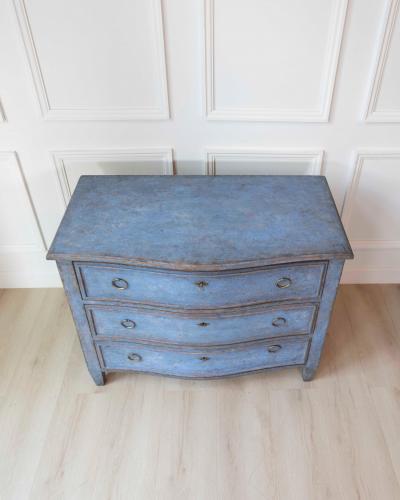 Swedish Neoclassical Blue Painted Chest of Drawers c 1900 1910