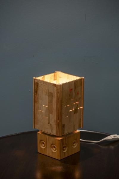 Swedish Pine Rotating Table Lamp 1960s