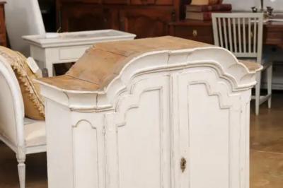 Swedish Rococo 1770s Painted Wood Wall Cabinet with Chapeau de Gendarme Cornice
