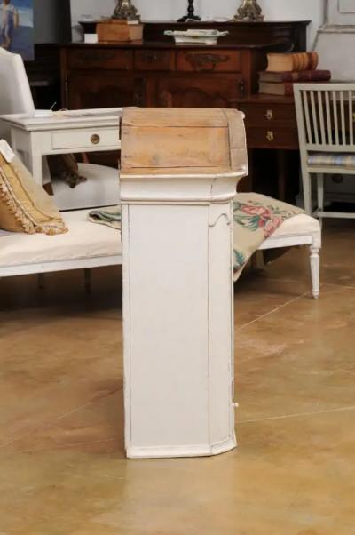 Swedish Rococo 1770s Painted Wood Wall Cabinet with Chapeau de Gendarme Cornice