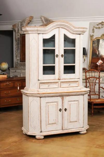 Swedish Rococo Period 1780s Painted Vitrine Cabinet with Molded Bonnet Top