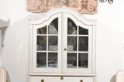 Swedish Rococo Style 19th Century Painted Wood Vitrine Cabinet with Glass Doors
