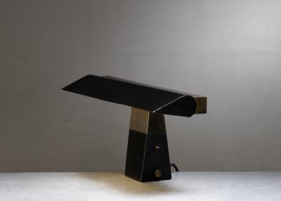 Swiss made desk lamp