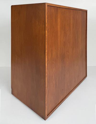 T H Robsjohn Gibbings 1950s T H Robsjohn Gibbings for Widdicomb Chest Restored on Casters