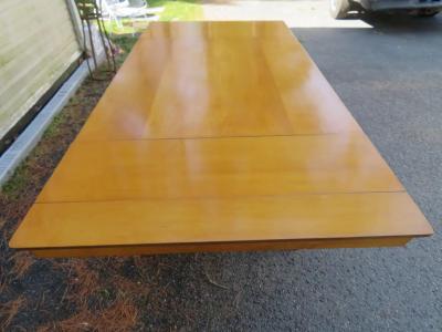 T H Robsjohn Gibbings Lovely T H RobsJohn Gibbing style Maple X Base Dining Table Mid Century Modern