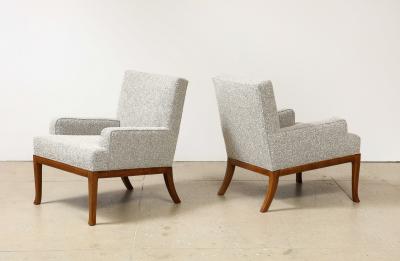 T H Robsjohn Gibbings No 102 Lounge Chairs by T H Robsjohn Gibbings for Saridis