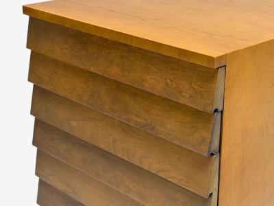 T H Robsjohn Gibbings T H Robsjohn Gibbings American Modern Maple Nightstands USA 1960s