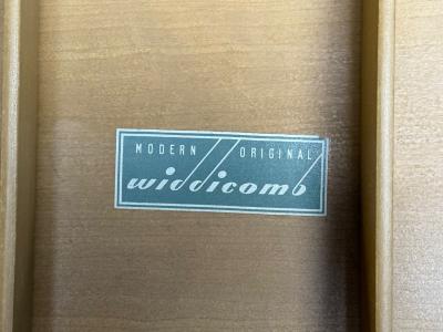 T H Robsjohn Gibbings T H Robsjohn Gibbings American Modern Maple Nightstands USA 1960s