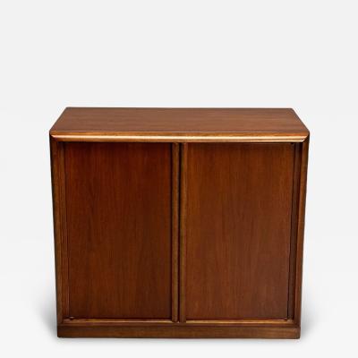 T H Robsjohn Gibbings T H Robsjohn Gibbings Widdicomb Mid Century Modern Cabinet Walnut USA 1950s