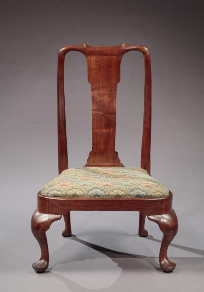 THE GODDARD FAMILY QUEEN ANNE SLIPPER CHAIR