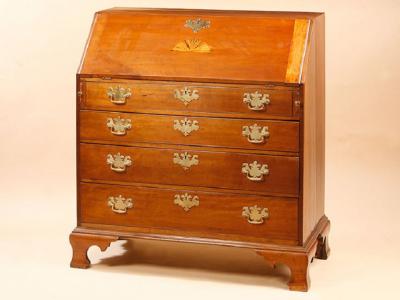 TRANSITIONAL CHIPPENDALE SLANT FRONT DESK INLAID WITH A FAN
