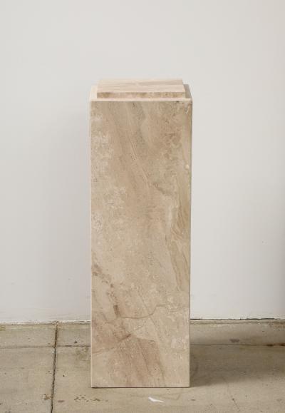 TRAVERTINE PEDESTAL