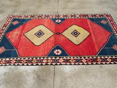 TRIBAL PERSIAN GABBEH GALLERY RUG
