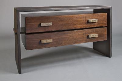 TRISTAN CABINET WITH CARVED EDGES