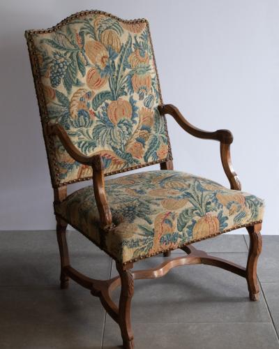 TWO 18TH CENTURY REG NCE PERIOD FRENCH ARMCHAIRS