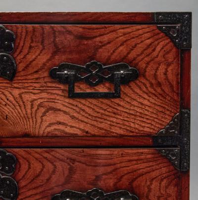 Tansu Chest