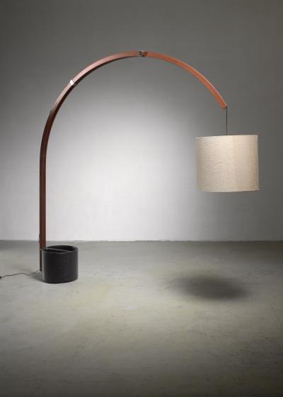 Teak and metal extendable arched floor lamp