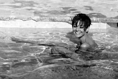 Terry O Neill Audrey Hepburn Pool B W