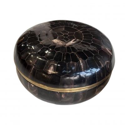 Tessellated Horn Dresser Boxes by Enrique Garcel Colombia