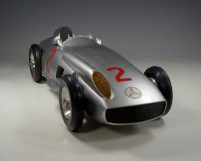 Tether Car Mercedes W 196 Streamliner Race Car Model Gas Powered