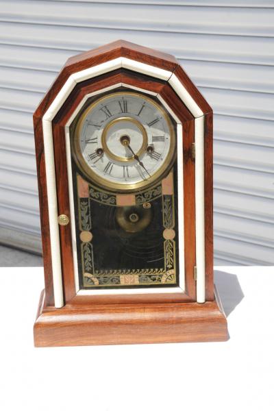 The New Haven Clock Company Antique Rosewood New Haven Clock Co Mantle Clock