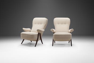 Theo Ruth Pair of Theo Ruth Model 105 Hairpin Armchairs for Artifort Netherlands 1950s