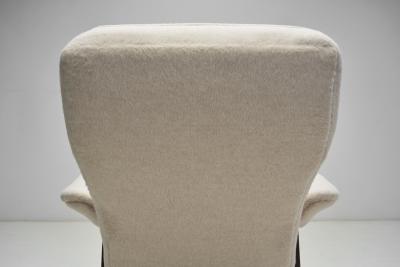 Theo Ruth Theo Ruth Armchair for Artifort Netherlands 1950s