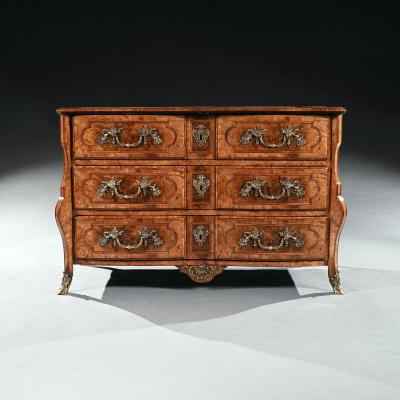 Thomas Hache Early 18th Century Regence Burr Maple Commode Attributed to Thomas Hache