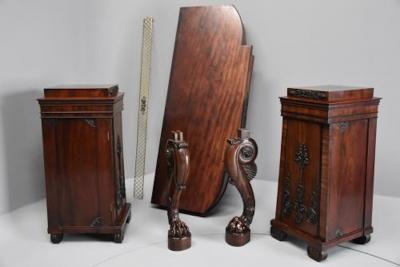Thomas Hope A superb Regency mahogany pedestal sideboard with excellent patina